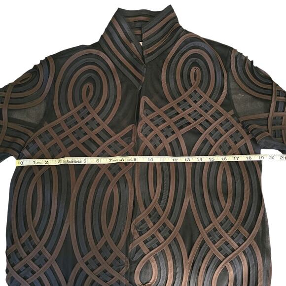 Chico’s Travelers Geometric Mesh Sheer Hook & Eye Jacket Size 1 (US 8/10) - Picture 4 of 9